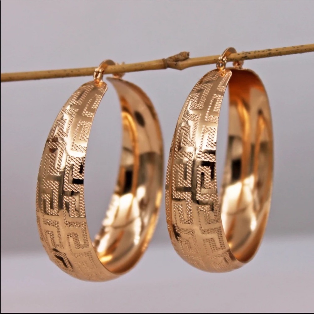 New Vintage gold hoop Greek key earrings - Picture 6 of 7